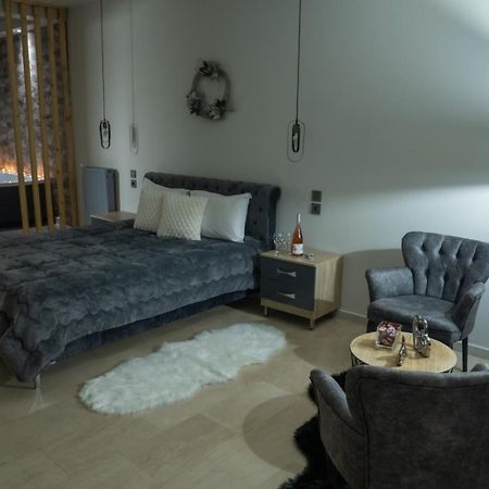 Guesthouse Aelia Káto Loutrákion Eksteriør bilde
