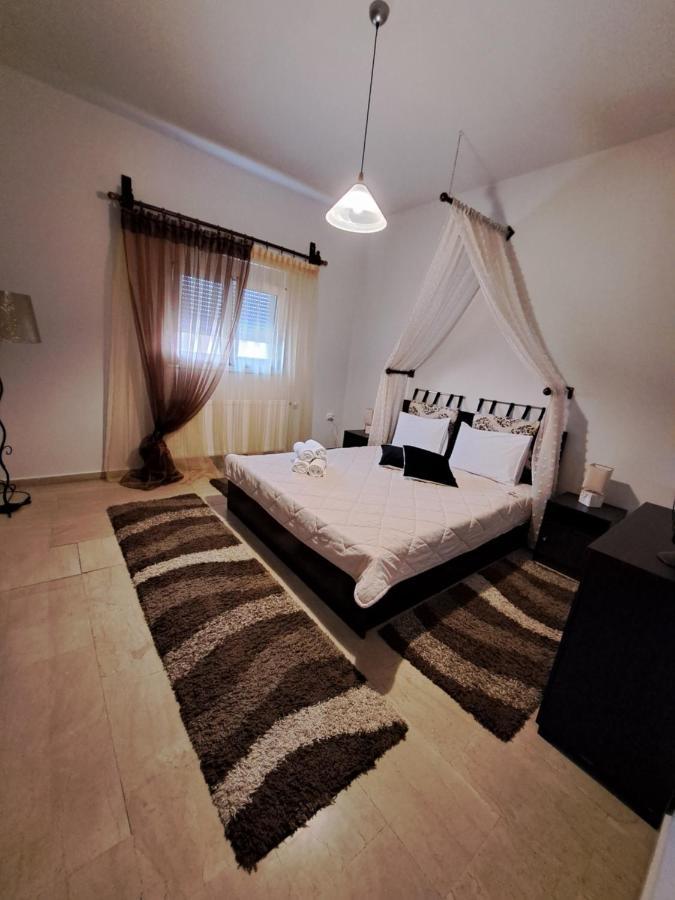 Guesthouse Aelia Káto Loutrákion Eksteriør bilde