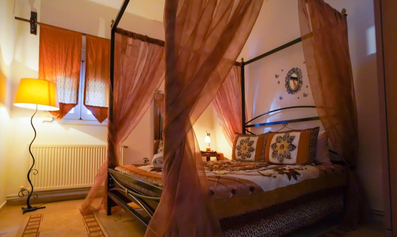 Guesthouse Aelia Káto Loutrákion Eksteriør bilde