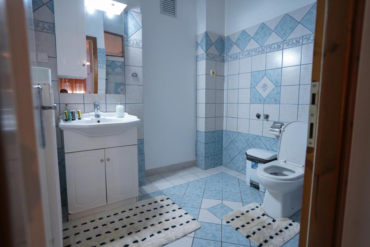 Guesthouse Aelia Káto Loutrákion Eksteriør bilde